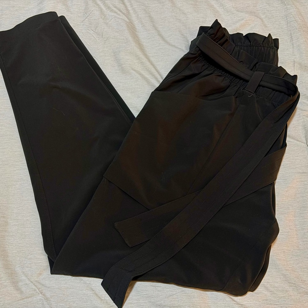 💚 Olive Green Ankle Pants - Athleta - Size 4 (small)